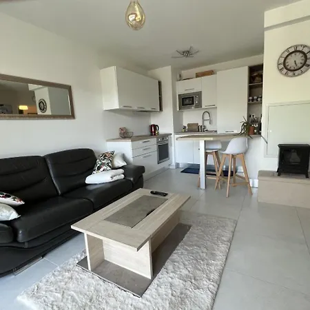 Calme Apartment *